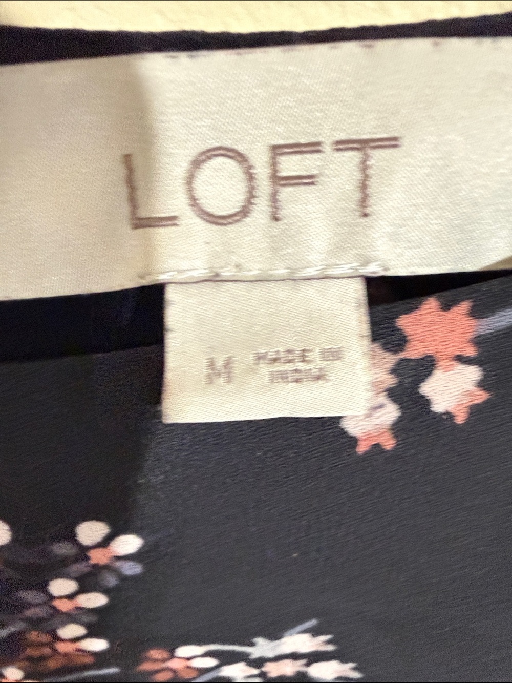 LOFT Black Floral Long-Sleeve Blouse with Pink & Cream Accents size medium - Picture 5 of 10